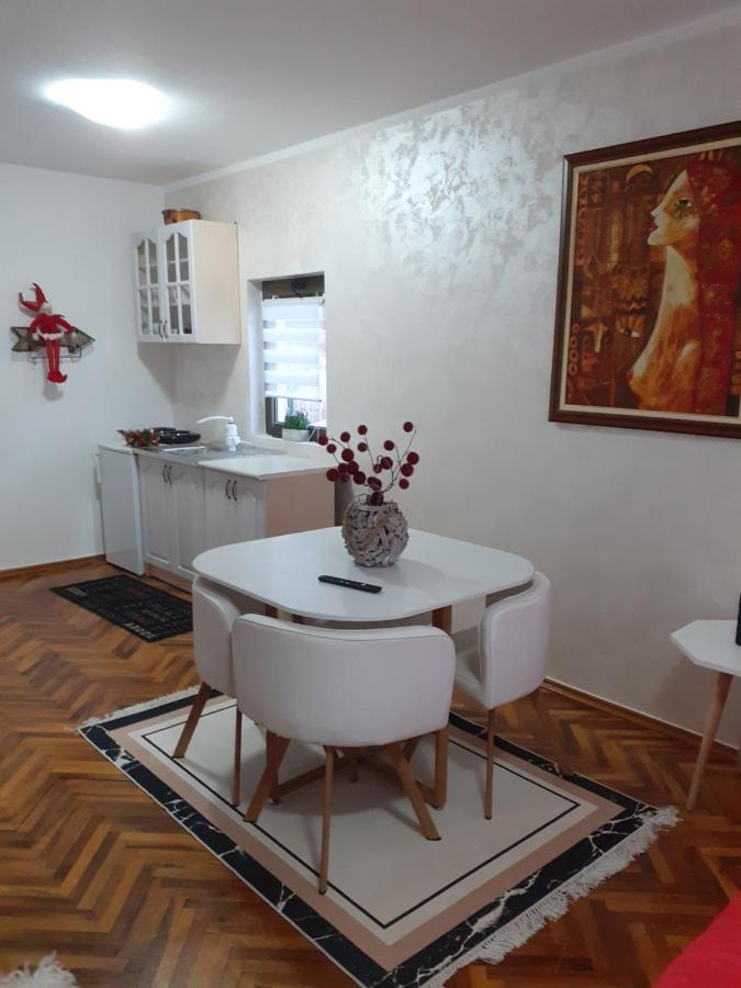 Guest House Cvoro Херцег-Нови Экстерьер фото